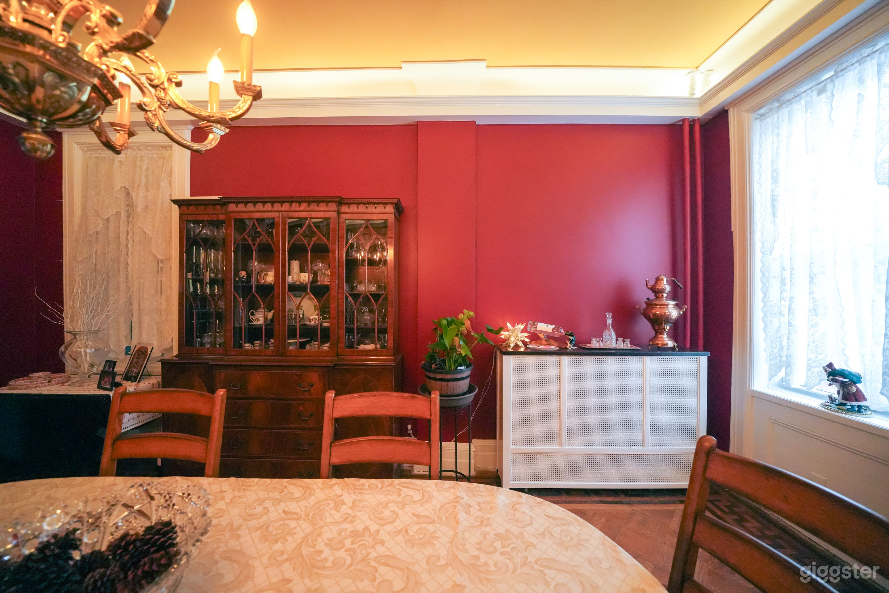 Vintage House with Antique Details, Rustic Carpets Photo 3