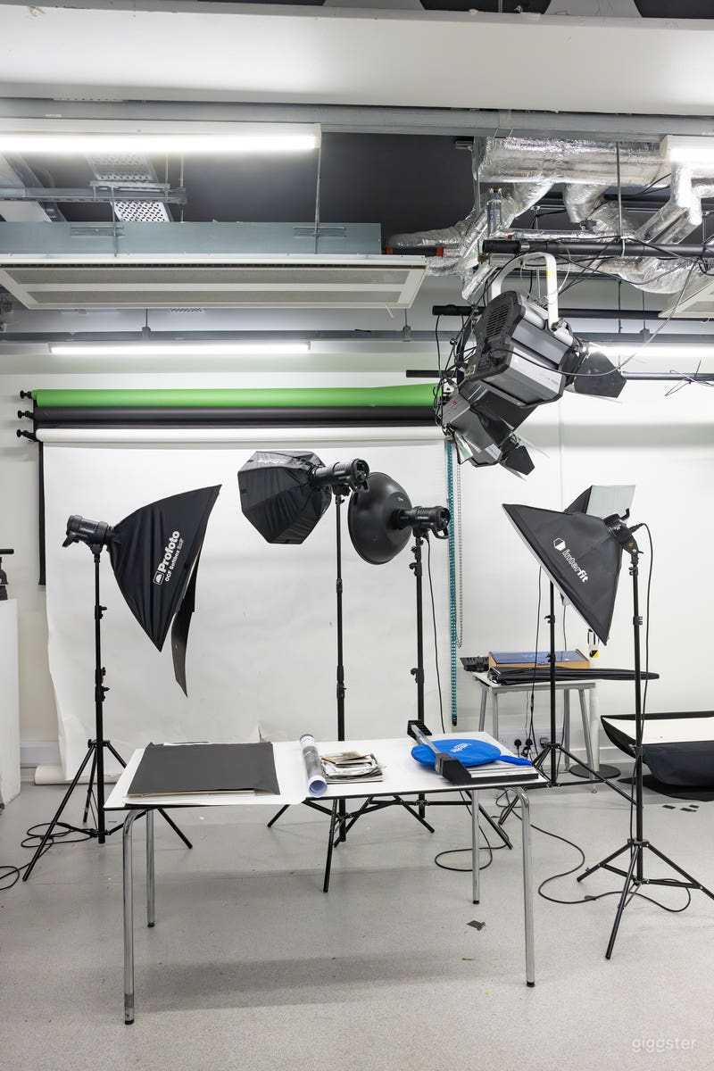 Digital Art &amp; Photography Studio - Kings Cross Photo 4