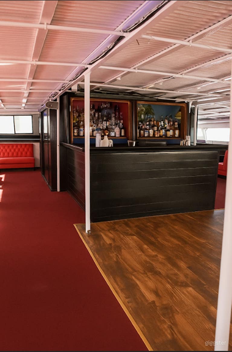  Club-Like Vibe With Two Decks Cabana Yacht 