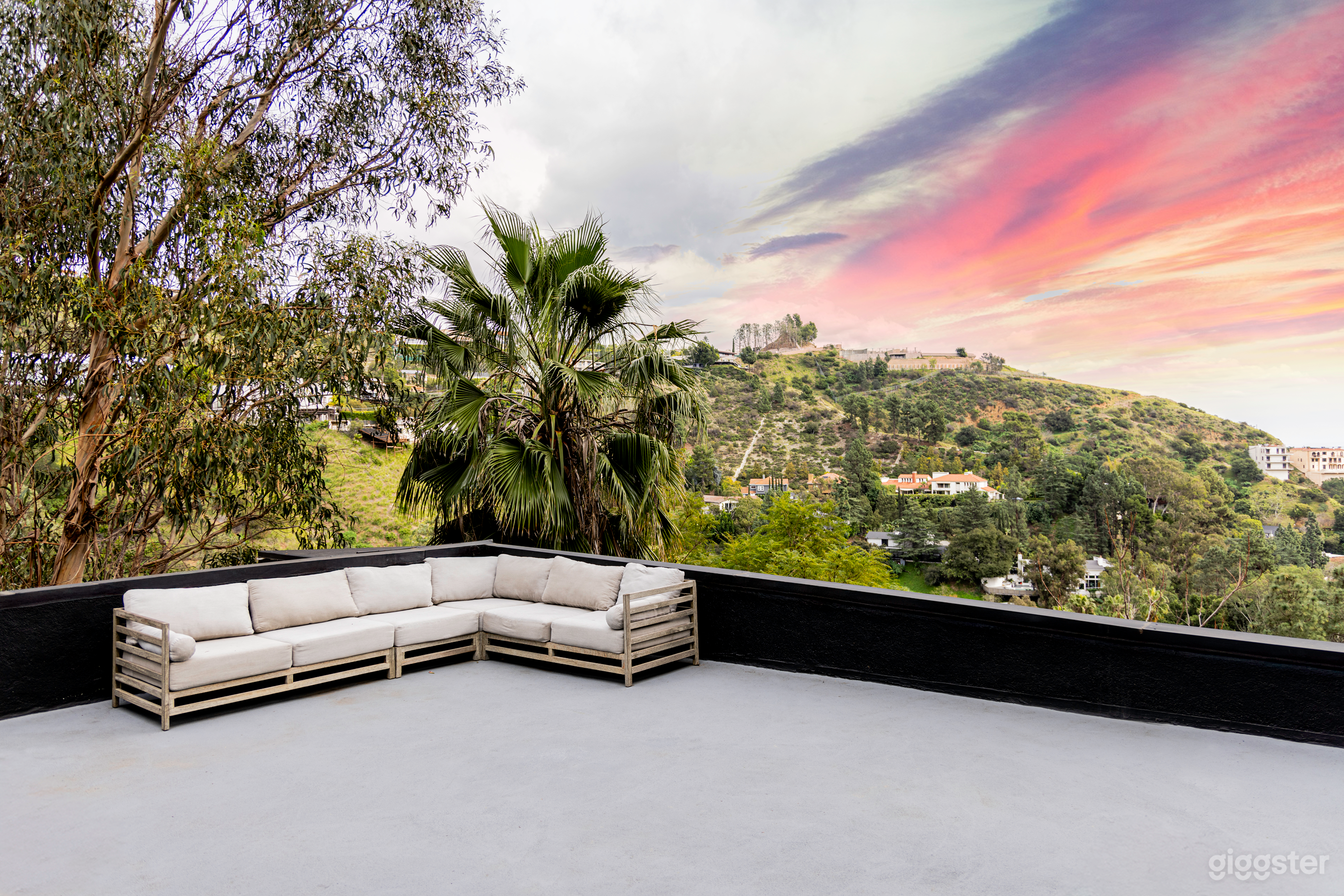 Stunning West Hollywood Hills Oasis! Photo 3