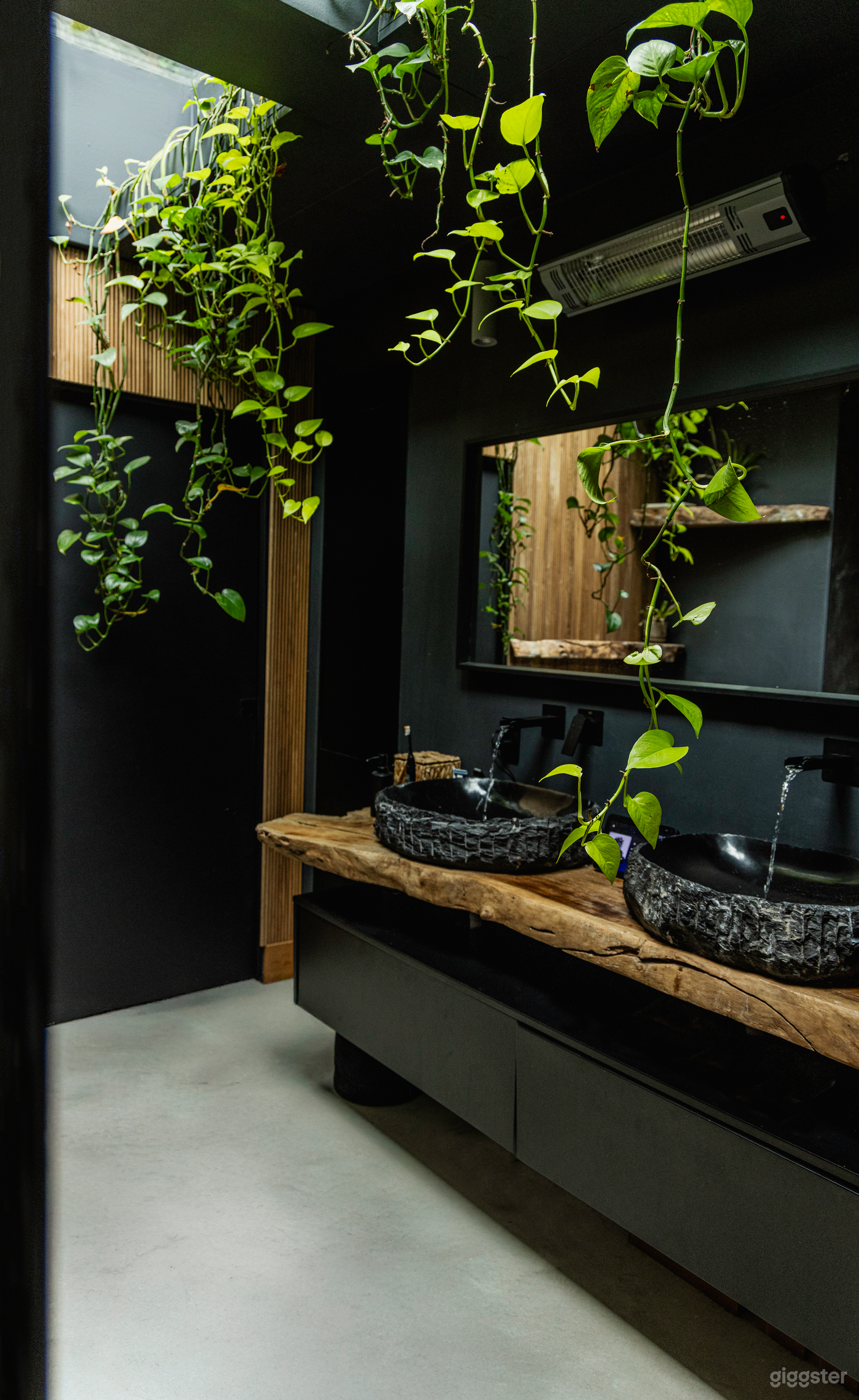 Stunning West Hollywood Hills Oasis! Photo 4