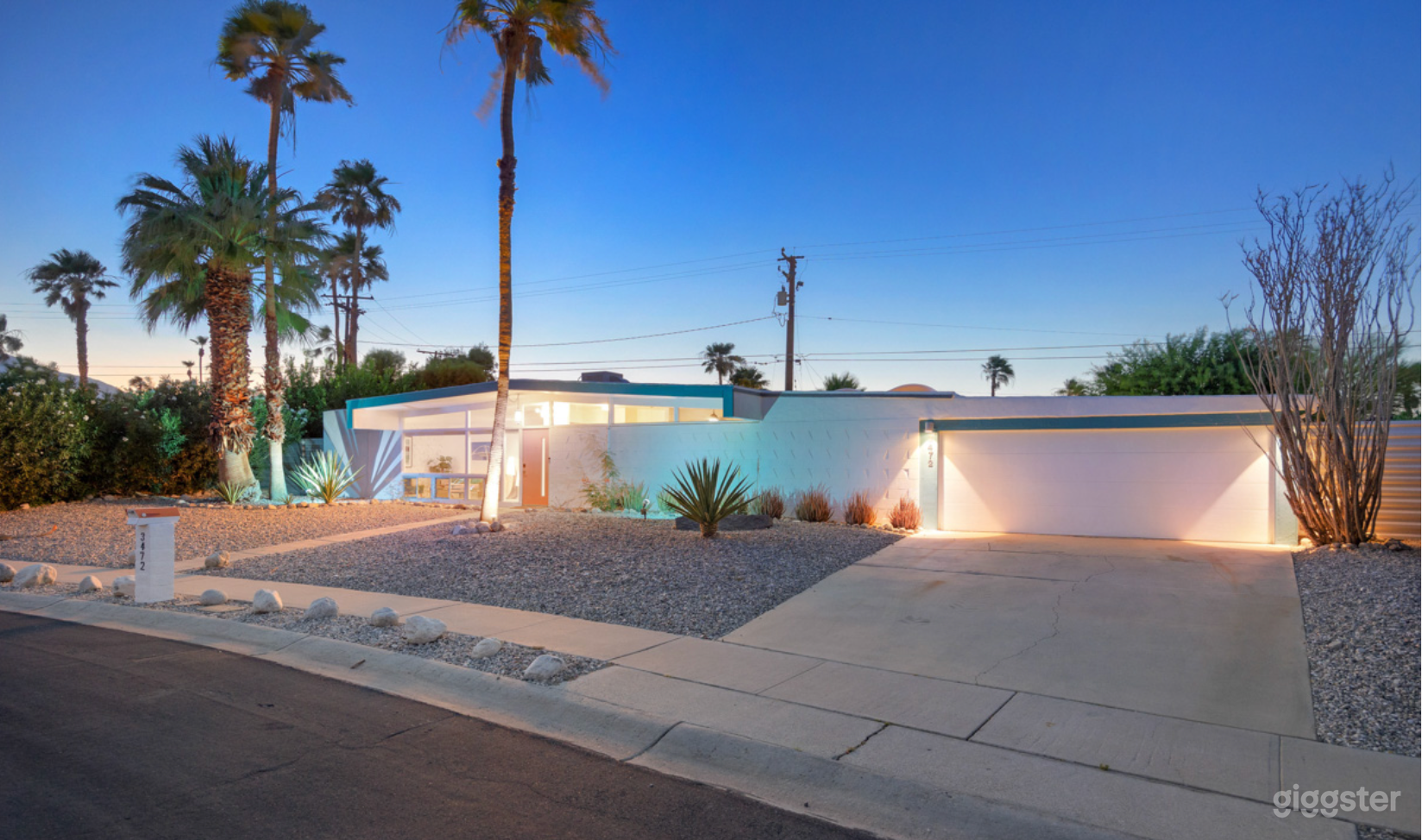 Authentic Mid-Century Modern Palm Springs Pad Photo 1