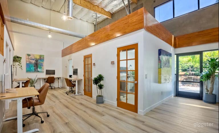  Cozy Creative Private Office Space 