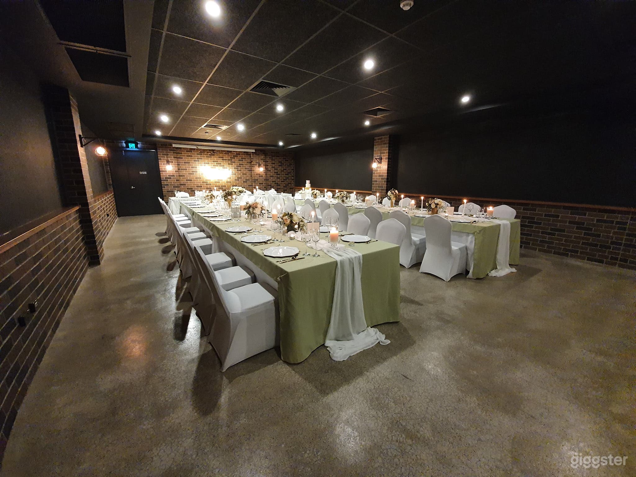 Rustic King Island Room for Celebrations Photo 3