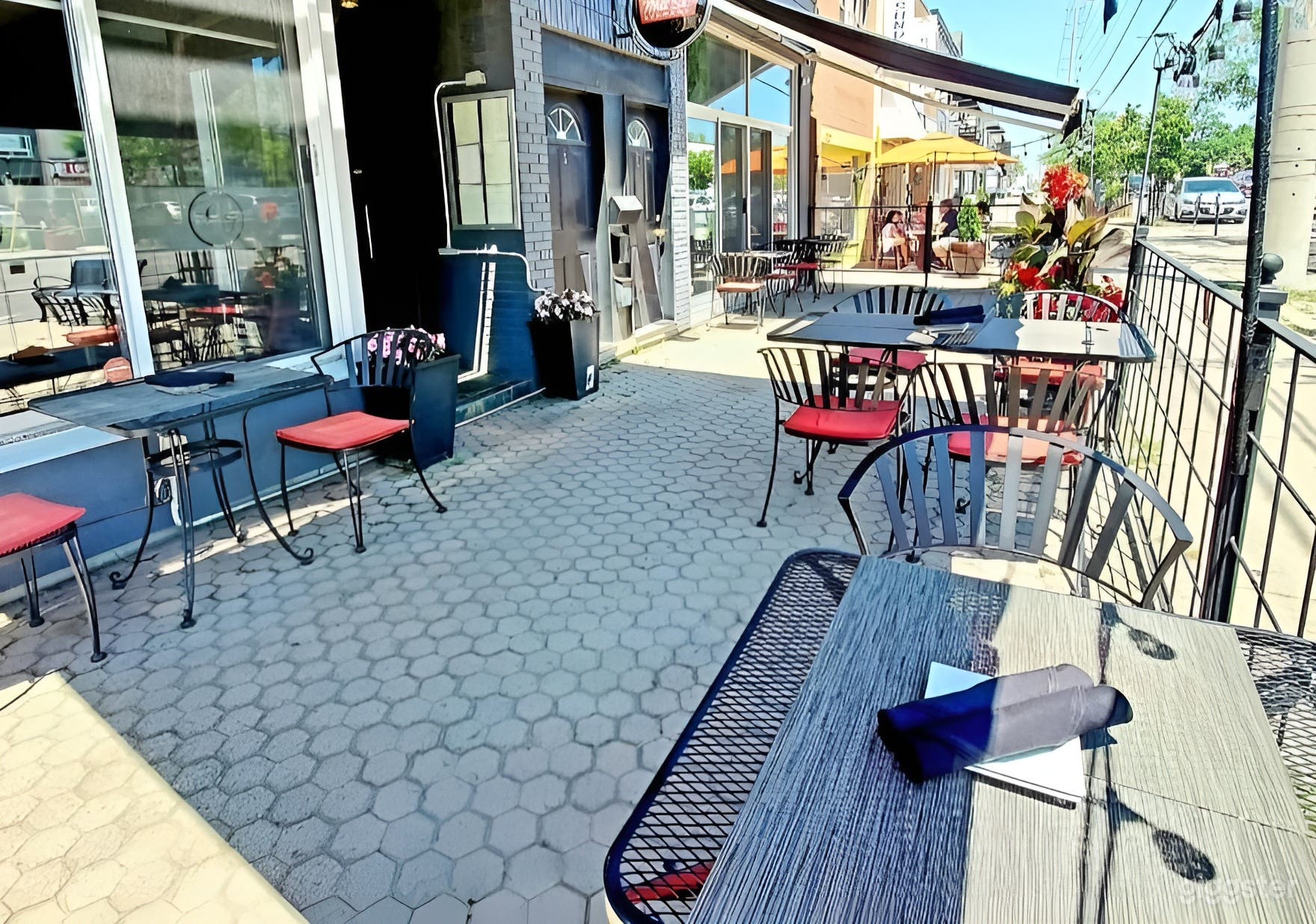 The Charming Patio Photo 1