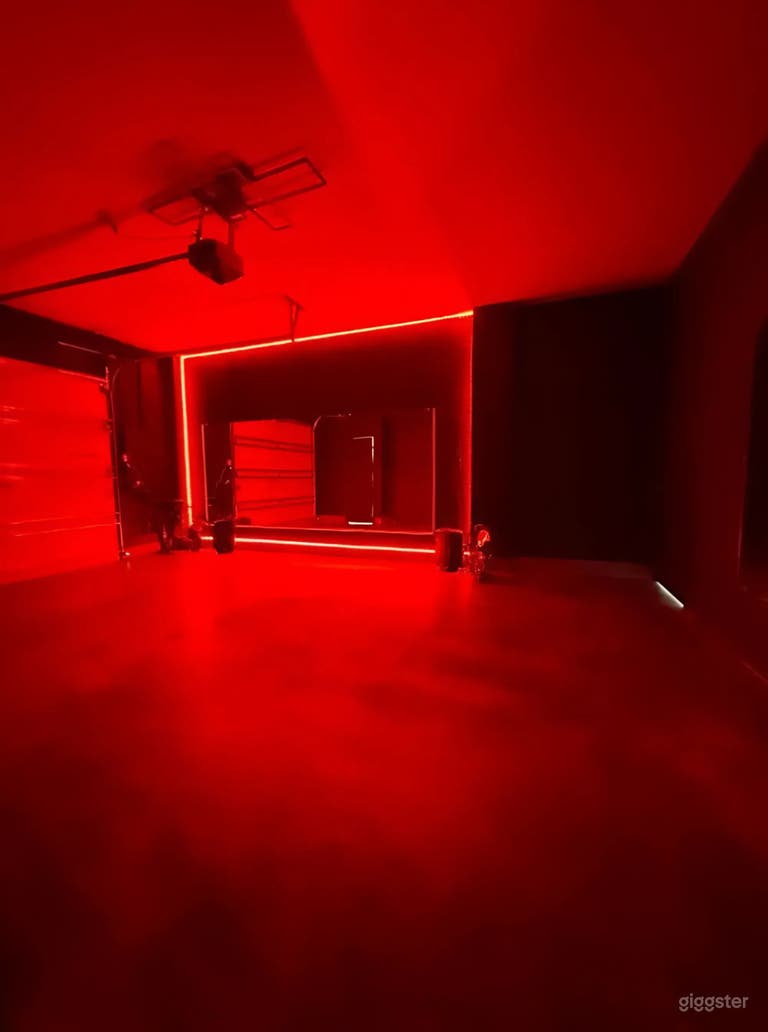  Private Dance & Content Studio with Mirrors, LED Lights & PA 