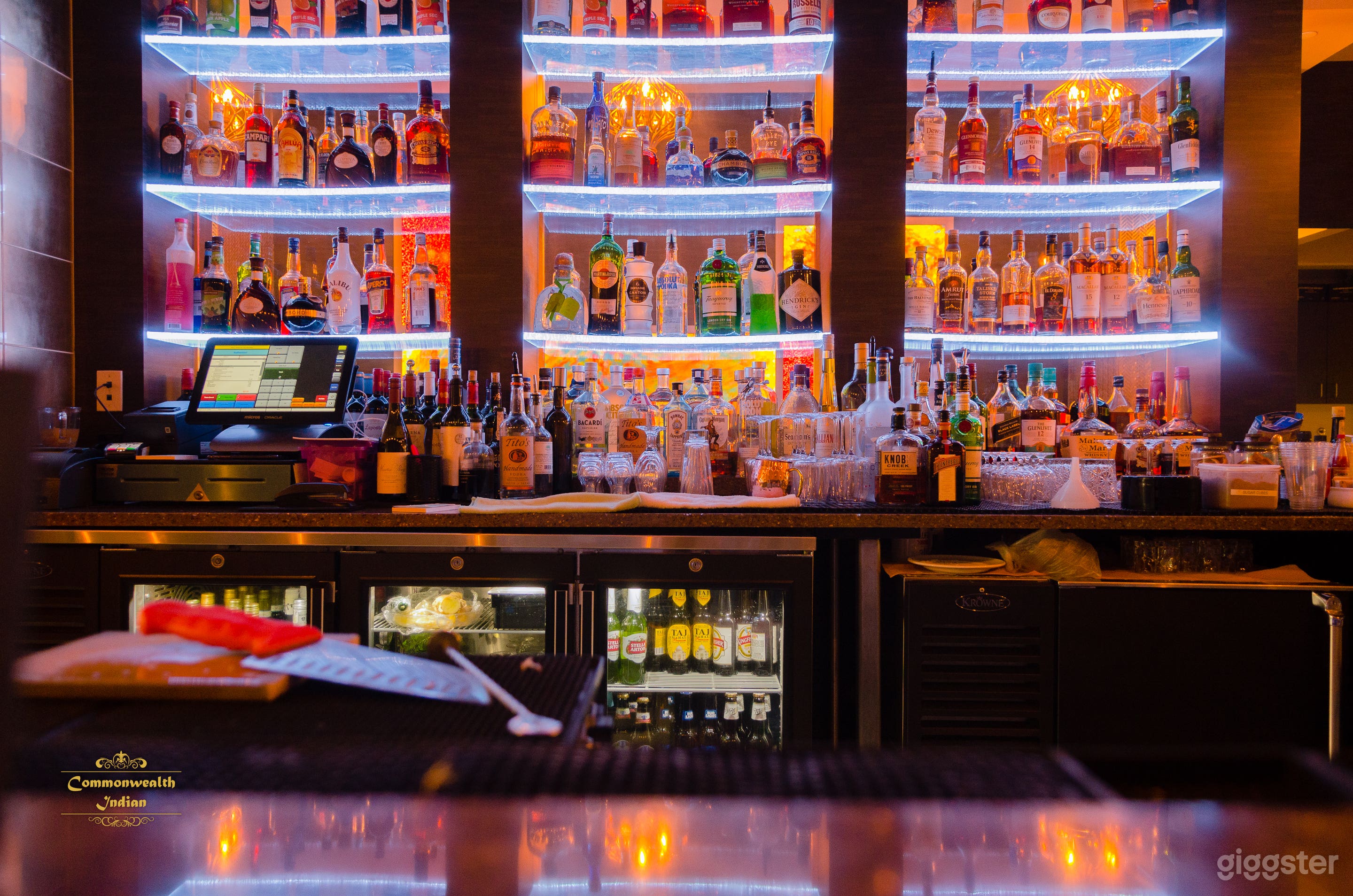 Bar &amp; Lounge-Fine Dining Indian Restaurant Photo 3