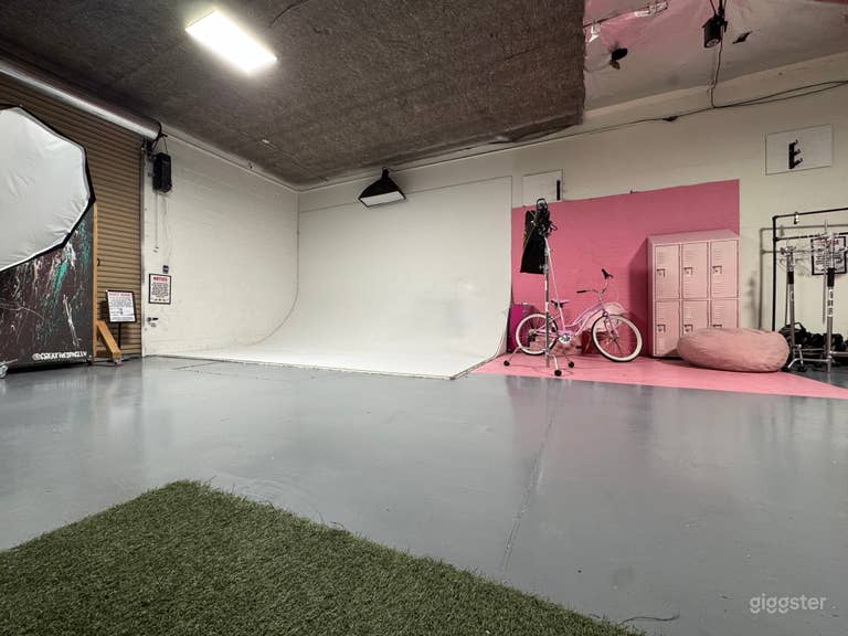  Creative Space Studio B 