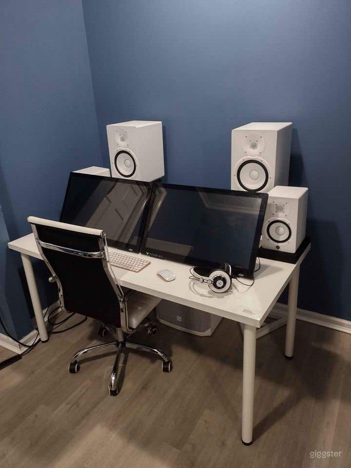 24/7 studios  Photo 1