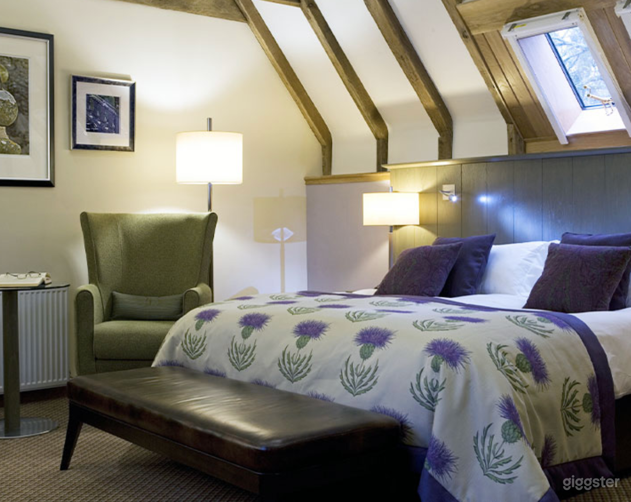 Luxury Stables Suite Photo 2