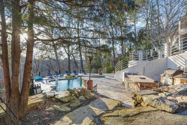  LA-type Mansion Pool 