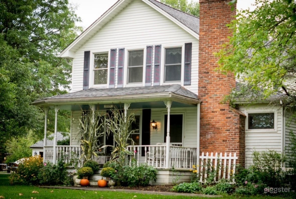 Fabulous front porch.