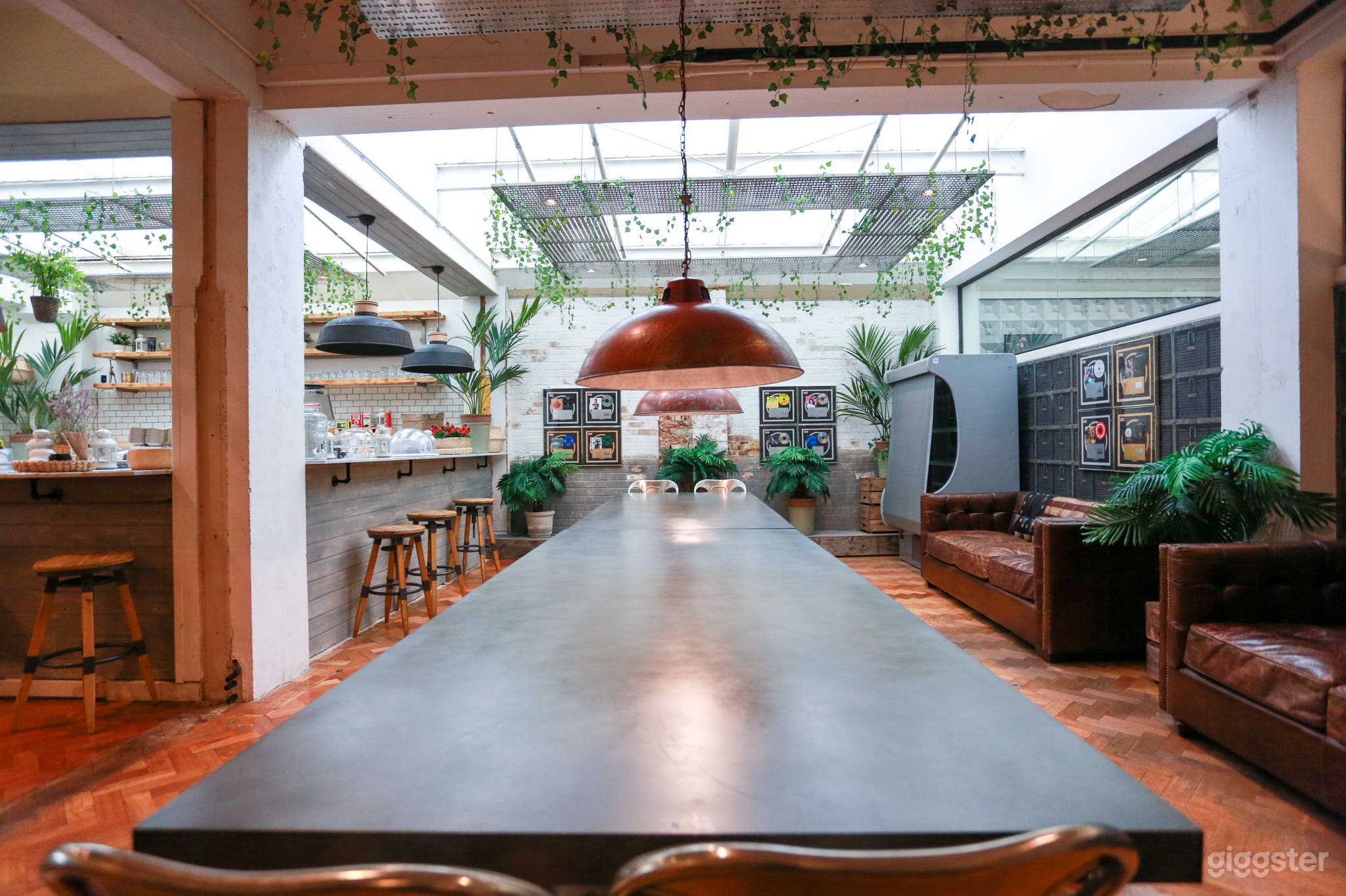 Versatile Film Friendly Location For Filming Photo 1