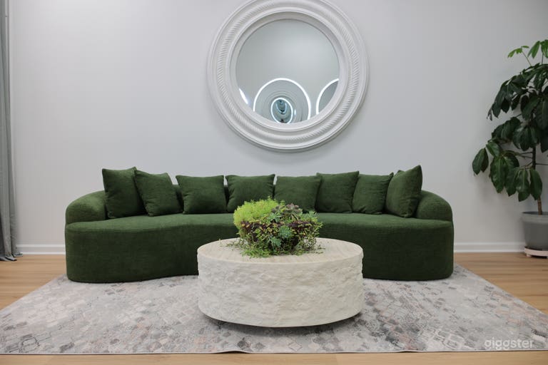  Aesthetic Modern Event Space for Creative Events 