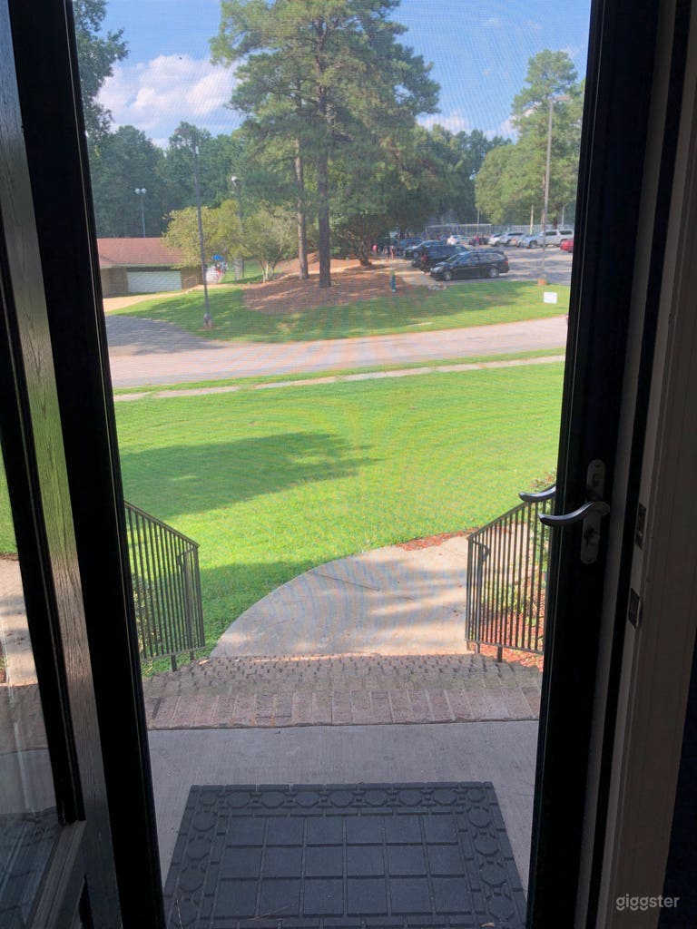  A view from the front 