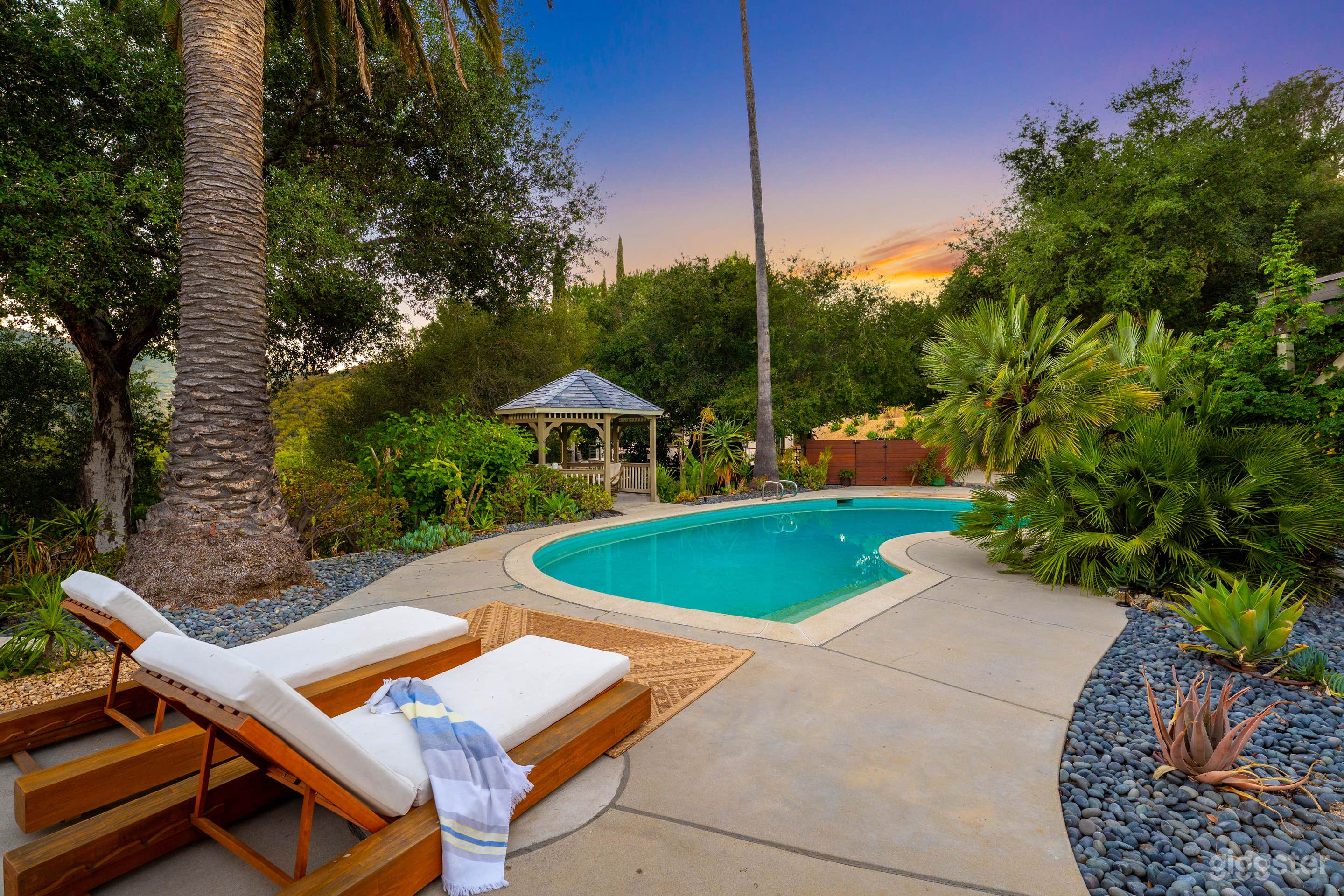 Scenic Jungle Private Pool Photo 1