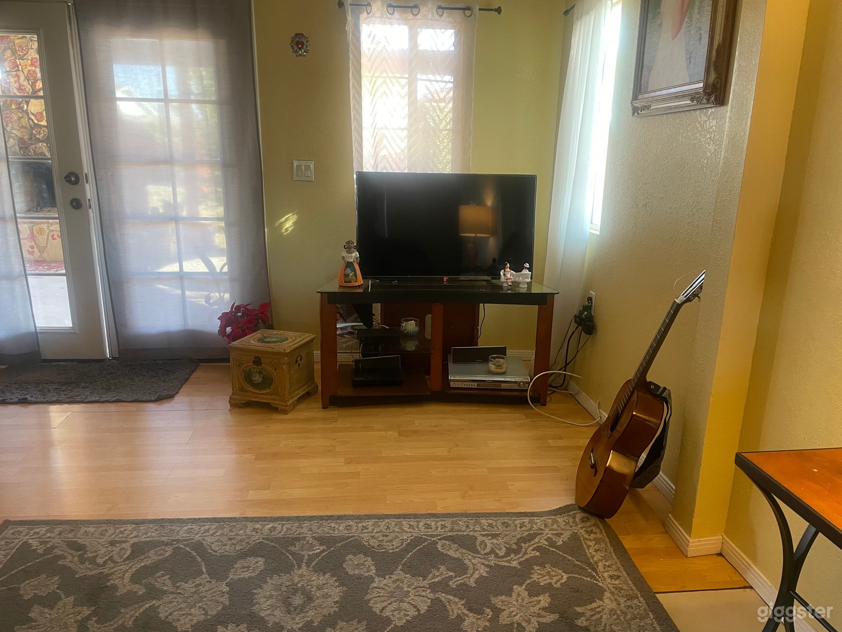 Spanish Style Home Photo 4