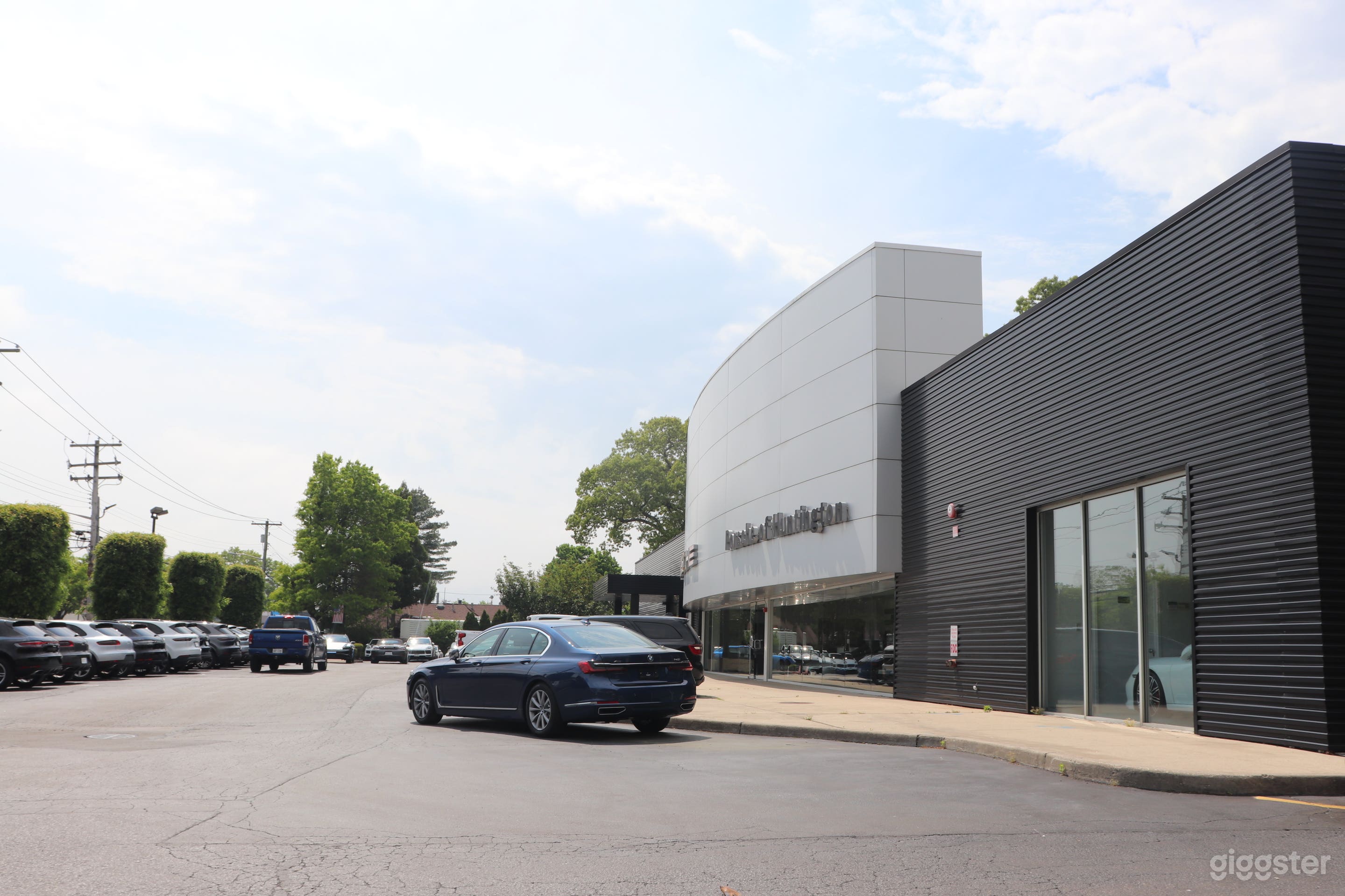 Porsche Huntington Photo 1