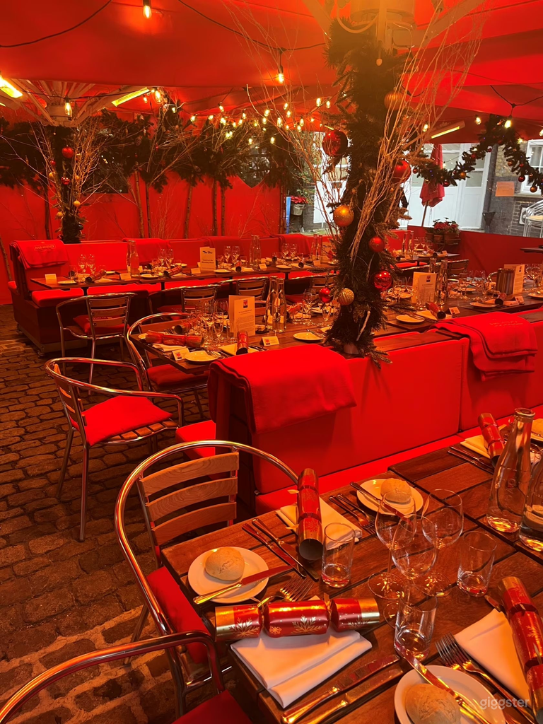  Christmas Cabana 