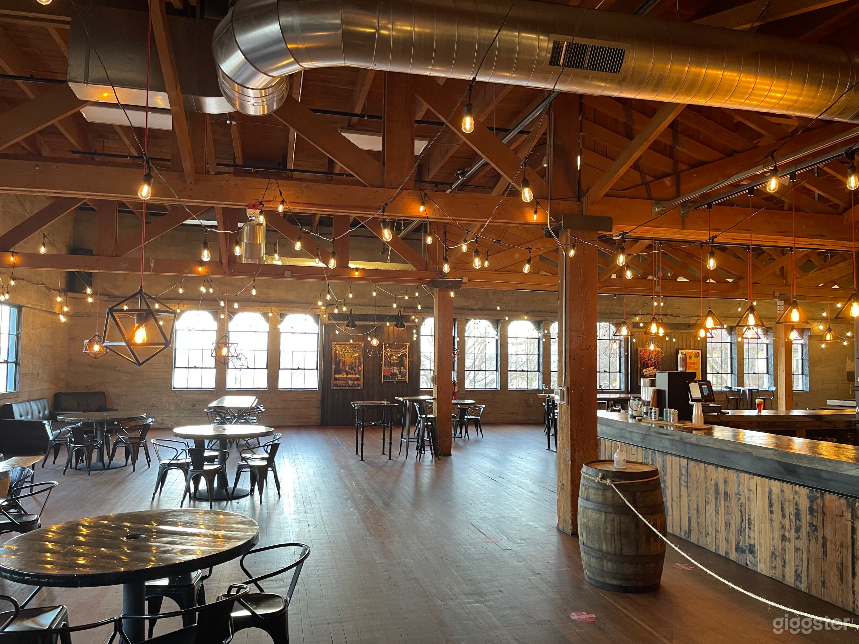 Brewery Taproom Event Venue for 250 People, 9,000 sq ft Photo 1