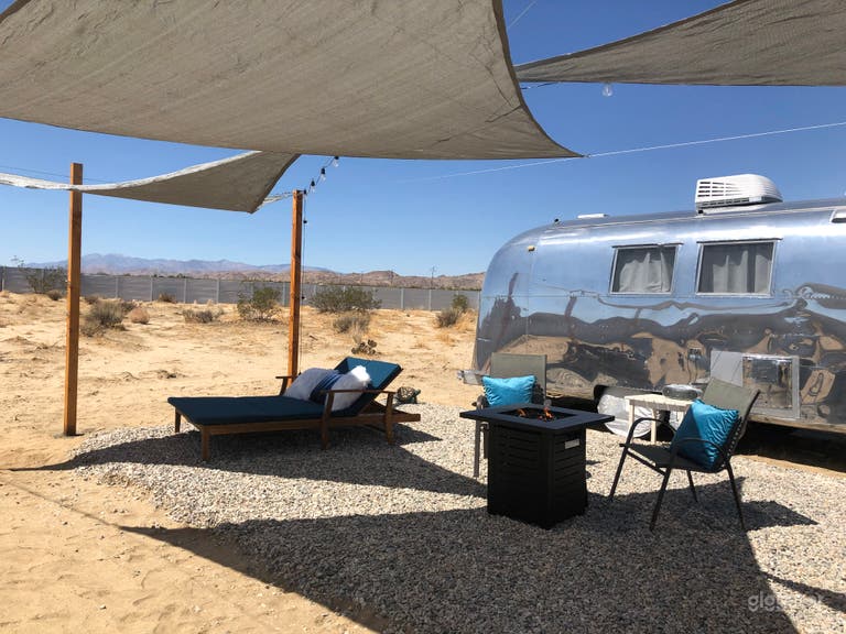  Silver Stream Sanctuary - Airstream et Terrain 