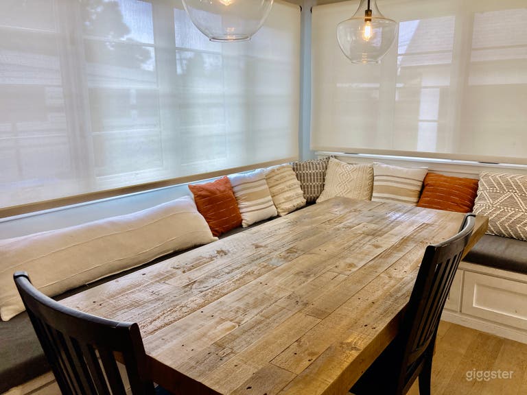  Average Family Home w/ Huge Park-like Yard 