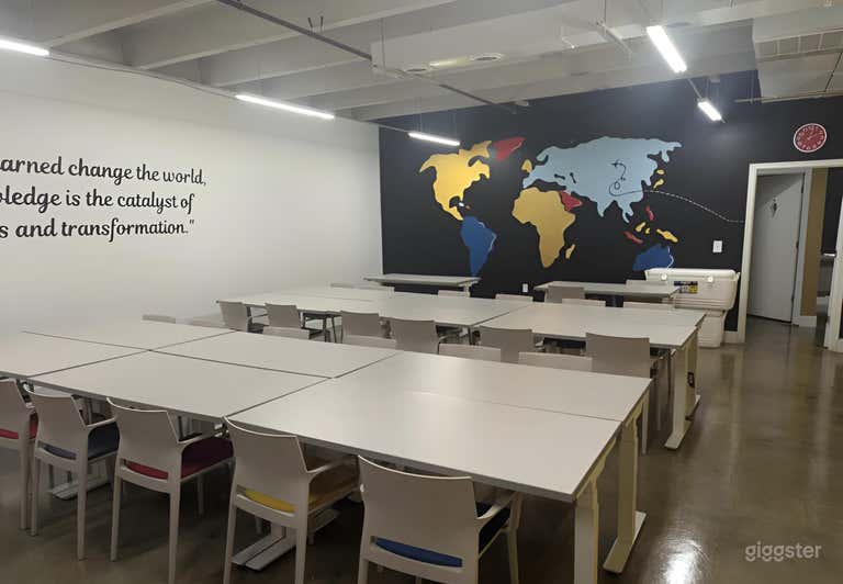  Versatile Classroom perfect for Professional Use 