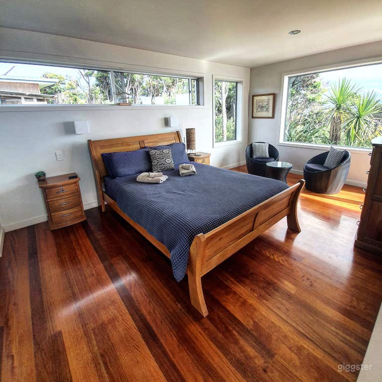  Stunning wood flooring throughout 