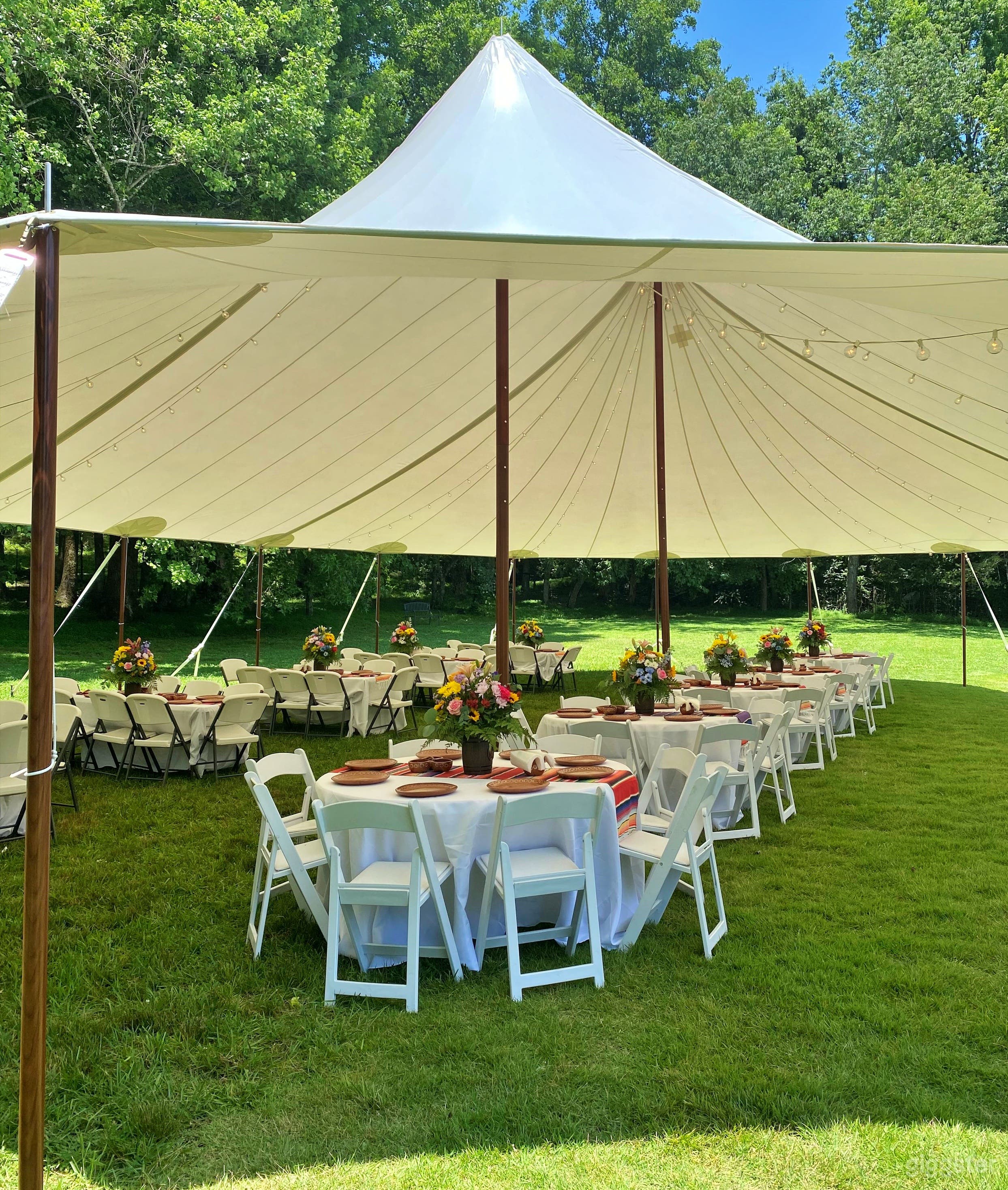 Lush Garden &amp; Rustic Pavilion Photo 1