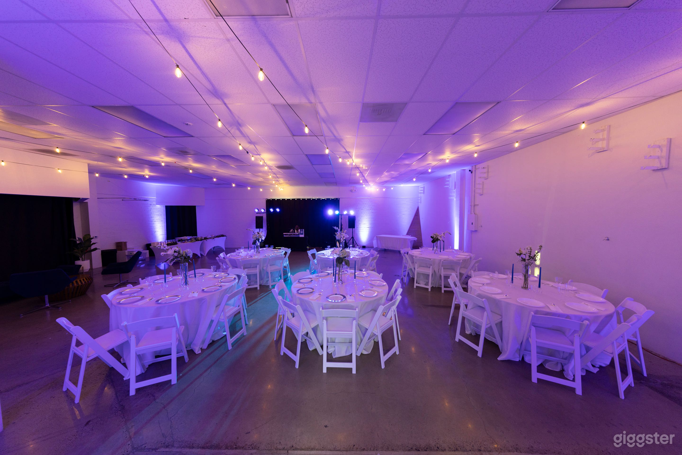 1800sq ft Orange County Photo Studio &amp; Event Venue Photo 4