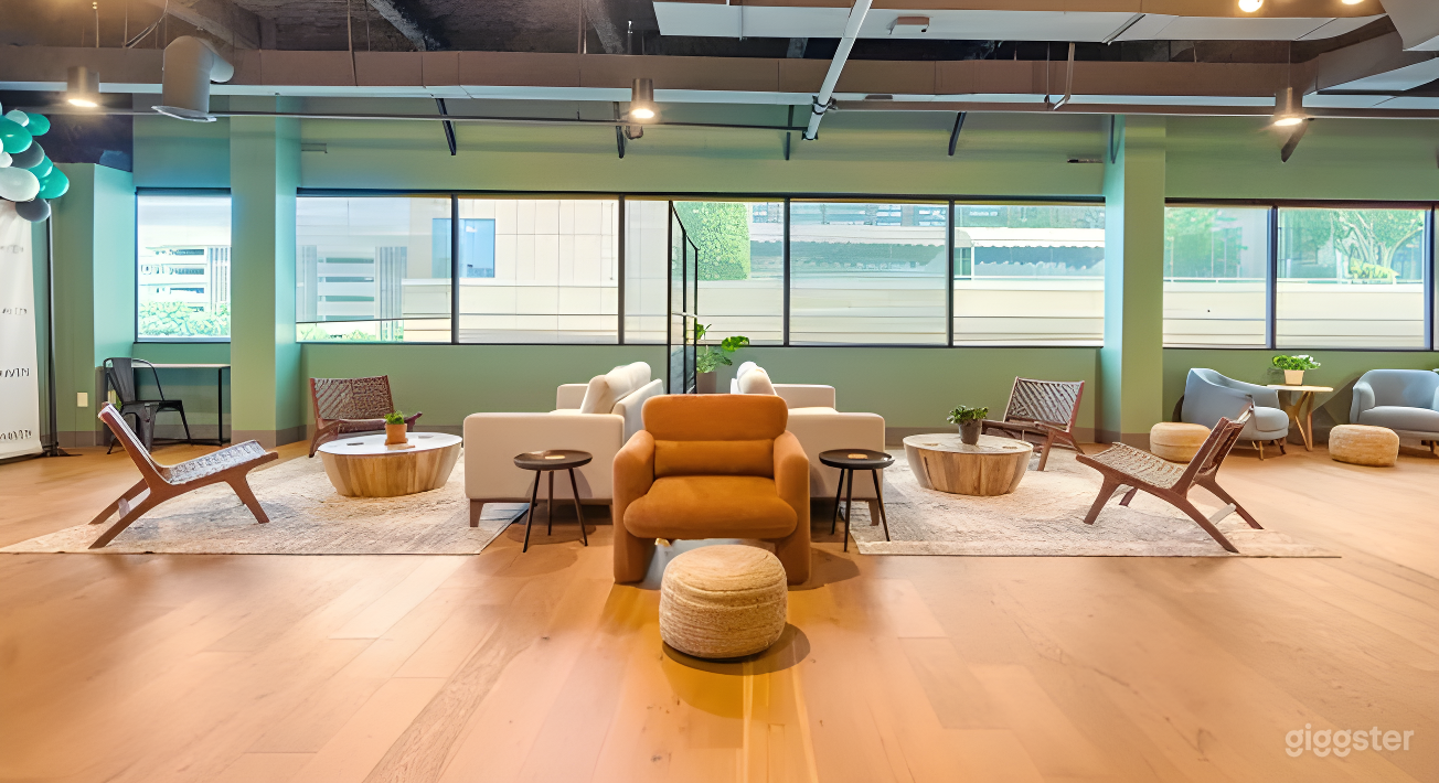 Bright Event Space Photo 1