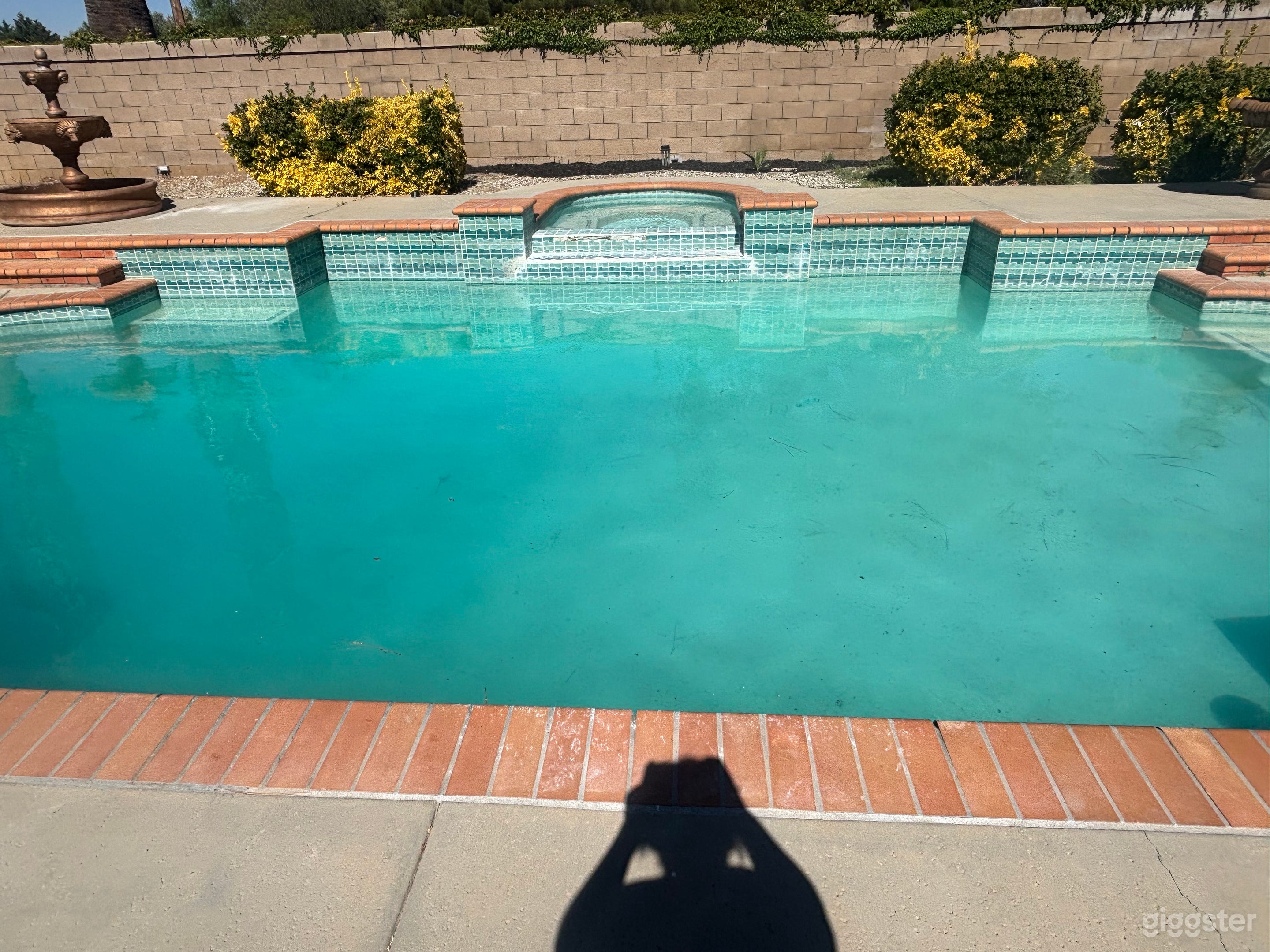 A Refreshing Retreat for Pure Relaxation in quartz hills CA Photo 4