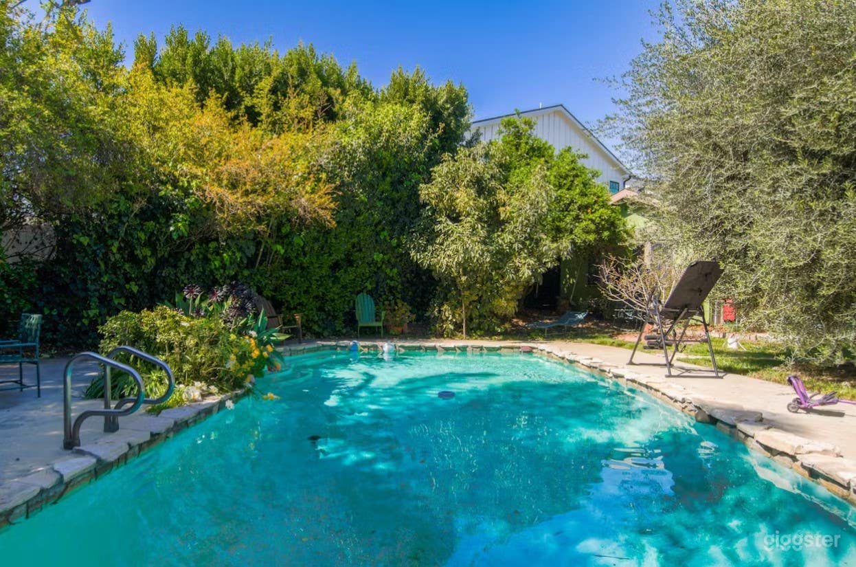 Secluded Vintage Garden Pool in LA Photo 3