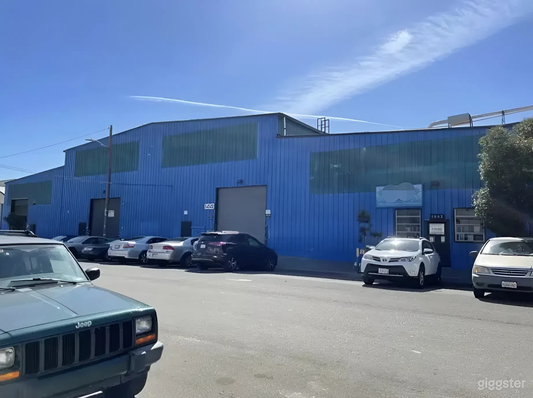 Industrial Warehouse in the Bayview 2/2 Photo 1