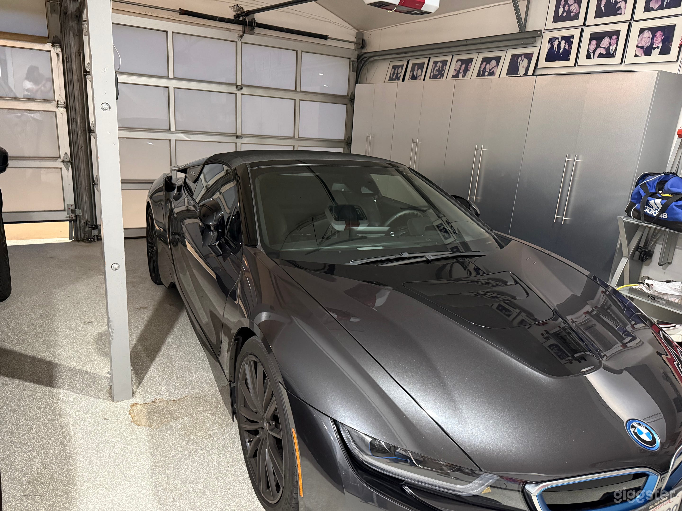 Modern Home with Breathtaking view Photo 2