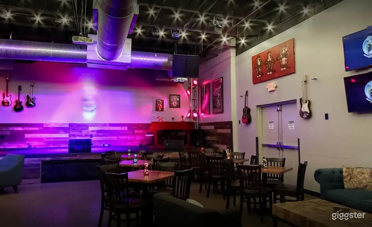 Front of House Dining Space with Good Music Photo 3