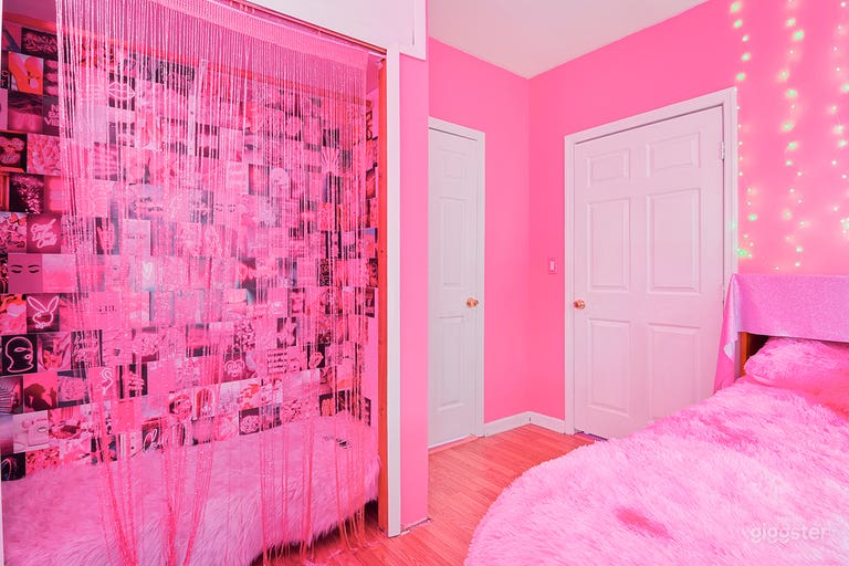  Pink Aesthetic, barbie core styled bedroom. Featuring neon signs, a led closet nook, a blinged seating area and cabinet style bed for 2 looks in one. 