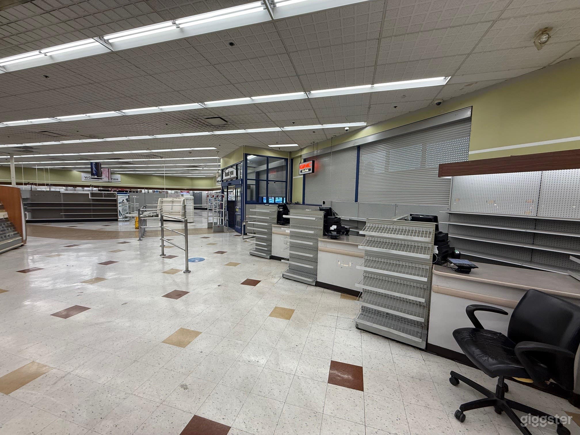 Big-Box Pharmacy Retailer Photo 3
