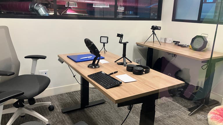  Kleines Videoaufnahmestudio für Podcasts und Interviews 