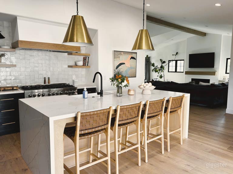  Dream Kitchen in Costa Mesa 