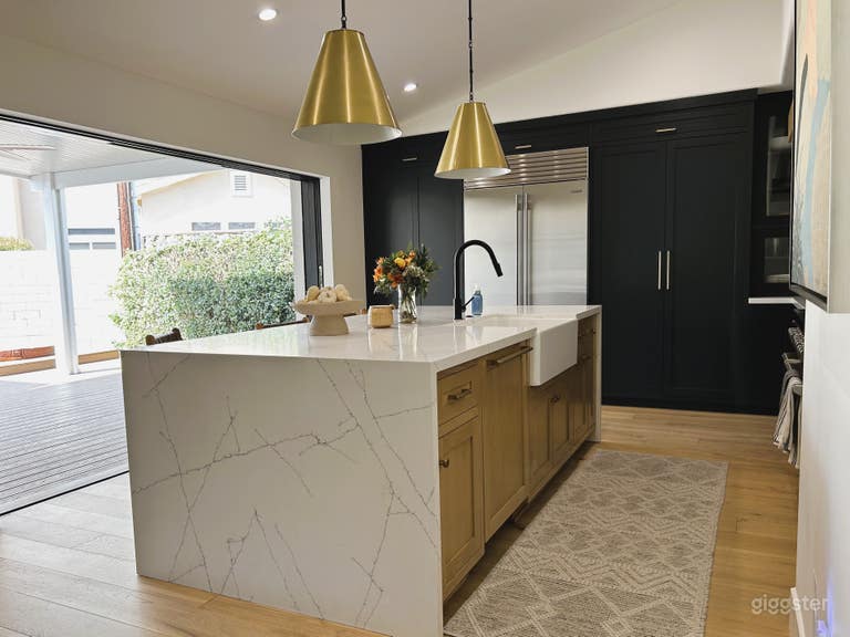  Dream Kitchen in Costa Mesa 