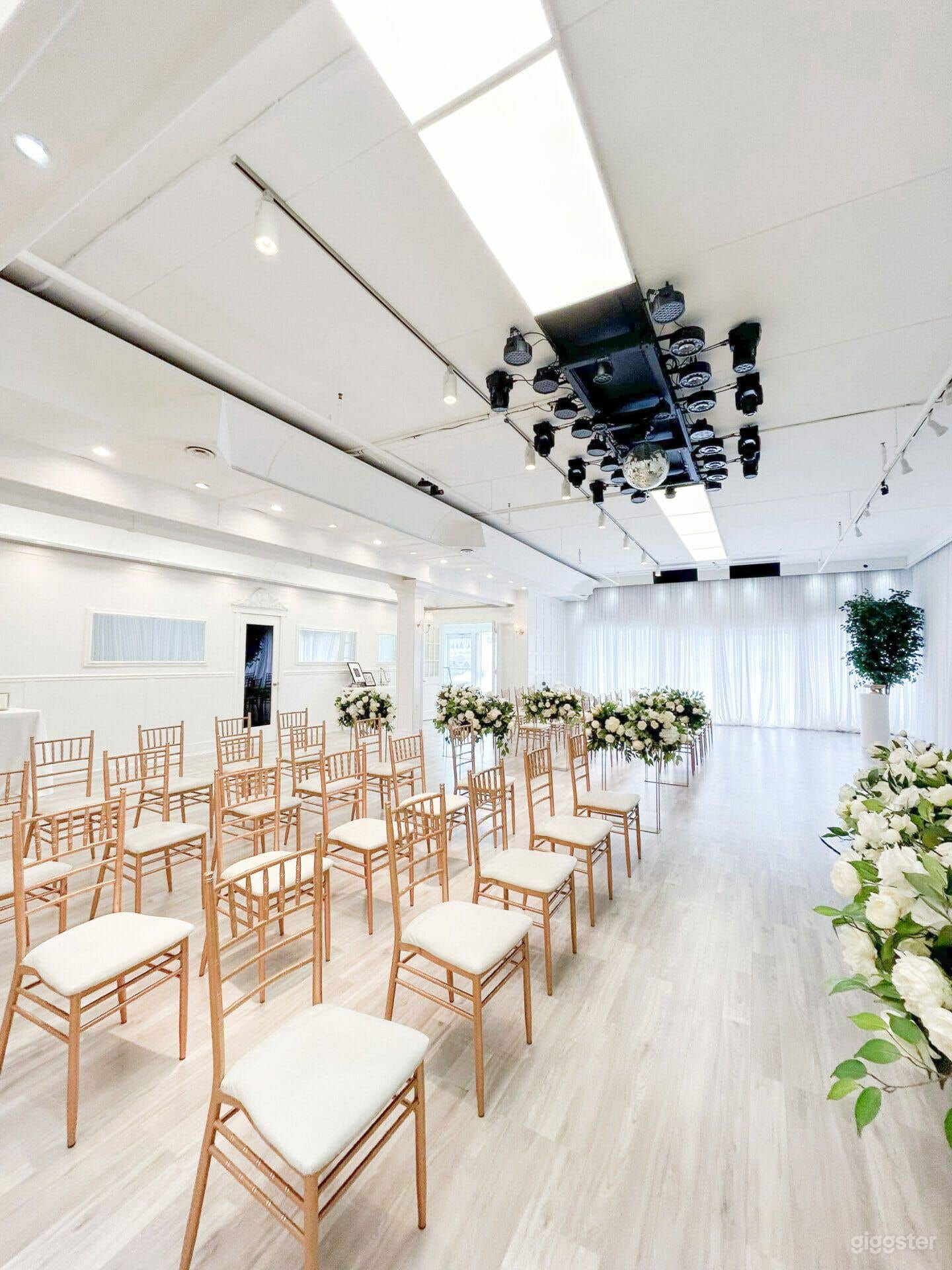 Customizable Multifunctional Event Space Photo 3