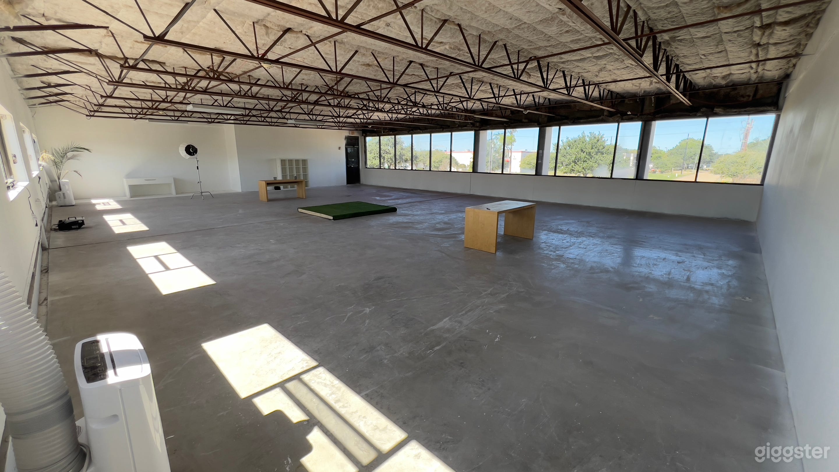 Natural Light Industrial Blank Canvas Set Photo 4