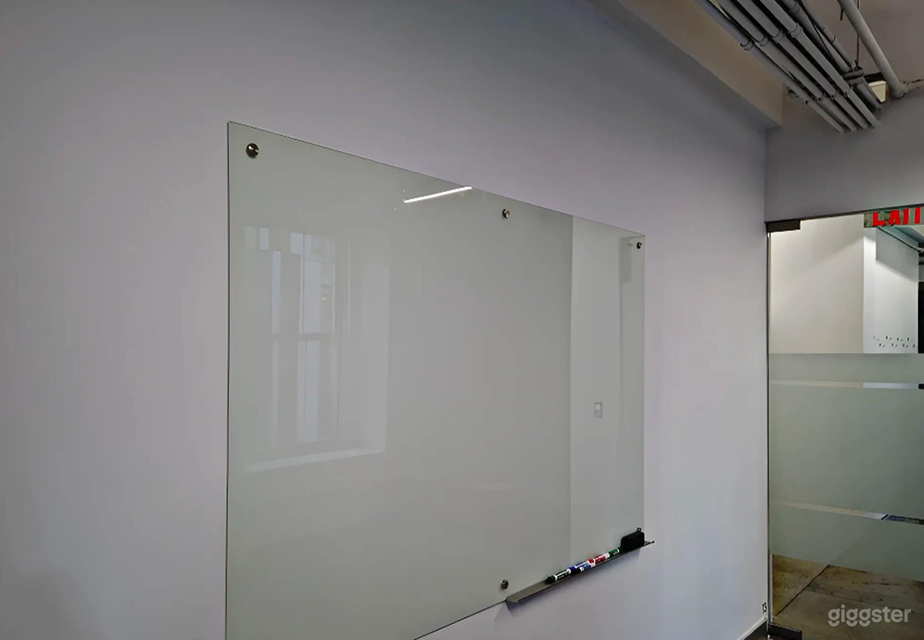 Sunlit Collaborative Meeting Room - The WAR Room Photo 4