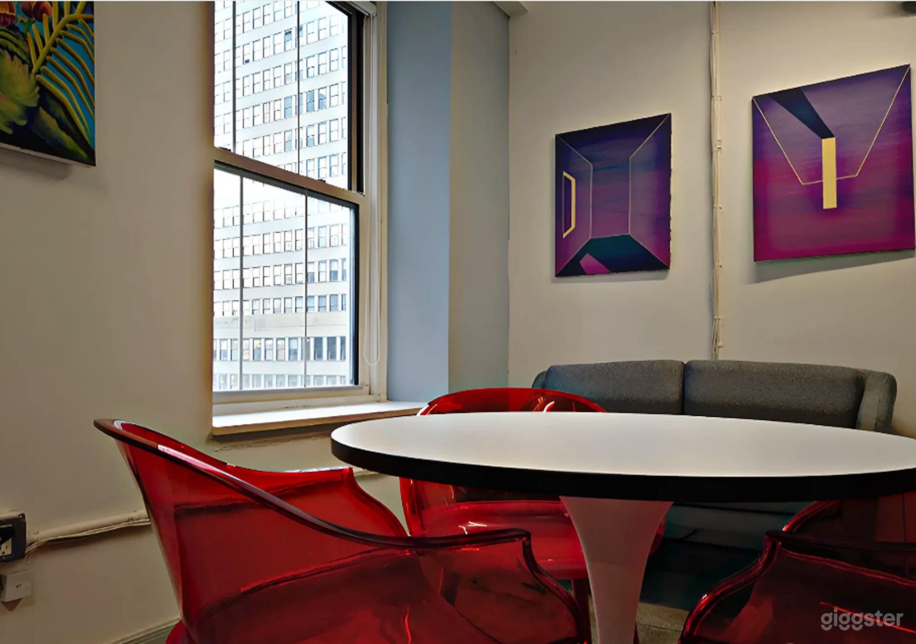 Sunlit Collaborative Meeting Room - The WAR Room Photo 1