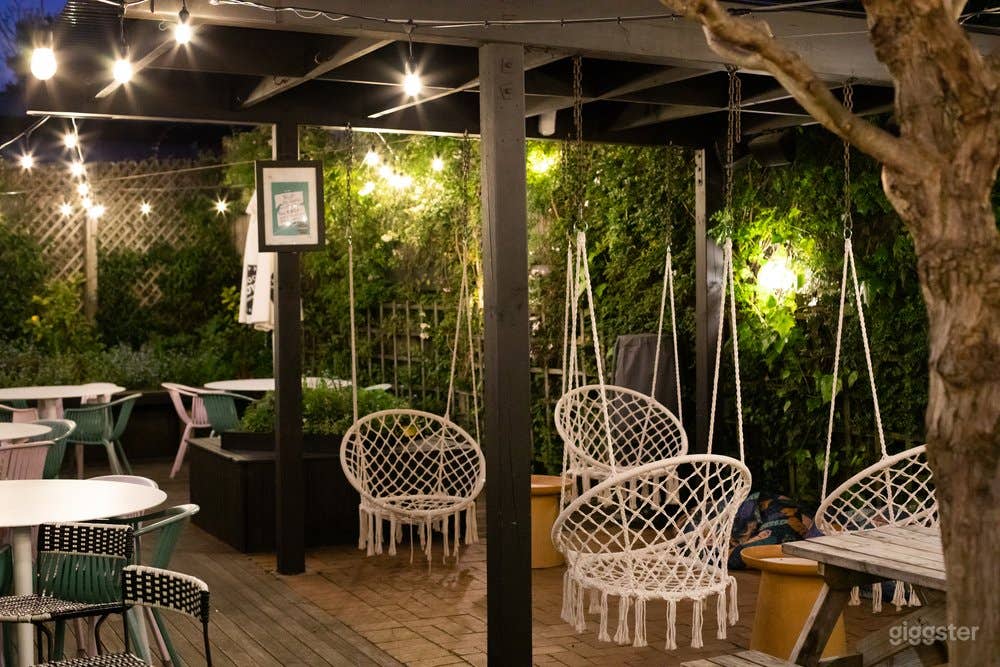 Delightful Kitchen with Outdoor Seating (Full Venue Hireage) Photo 4