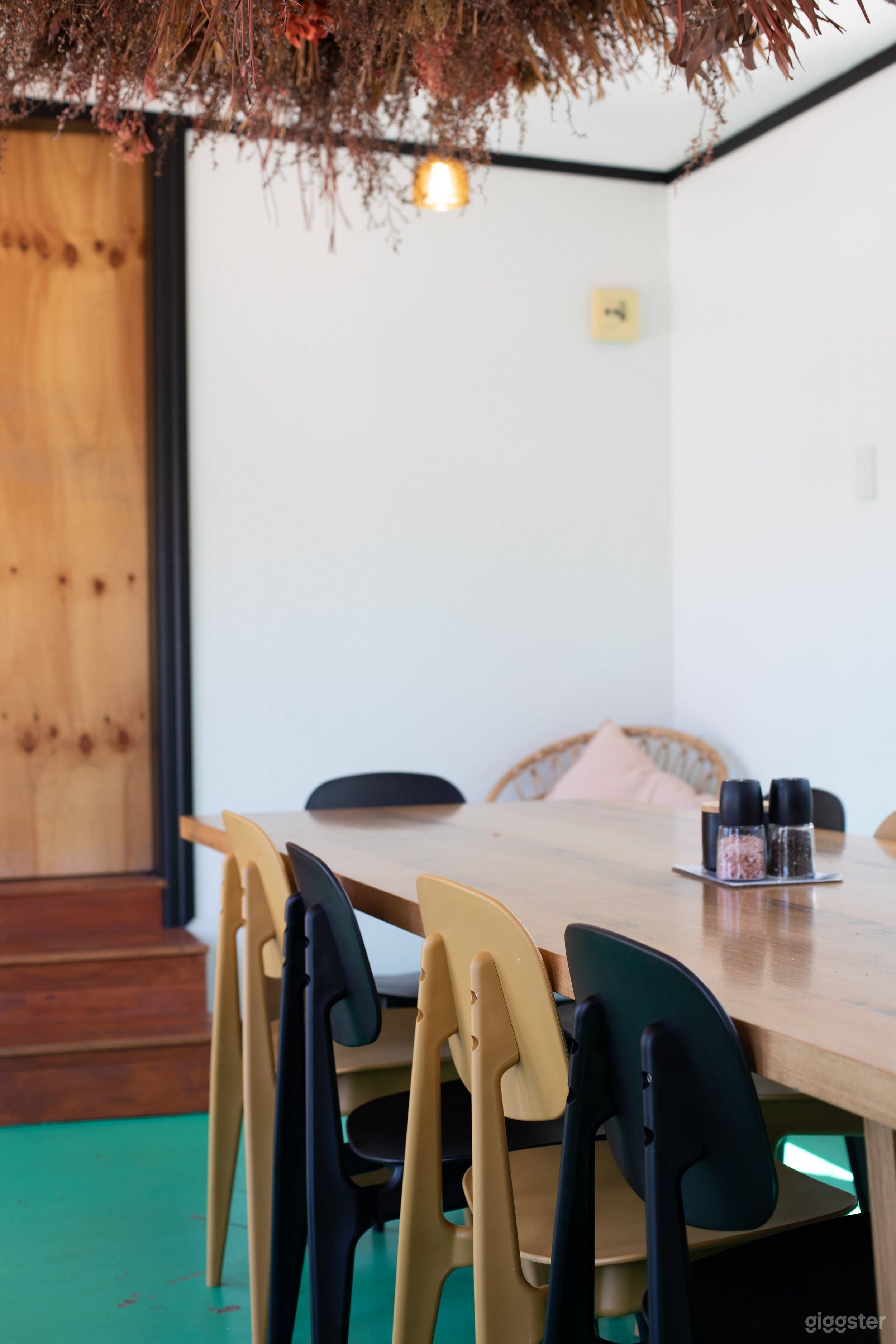 Delightful Kitchen with Outdoor Seating (Full Venue Hireage) Photo 3