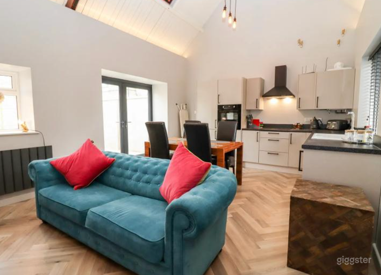  Beautiful Cottage and Holiday Home 