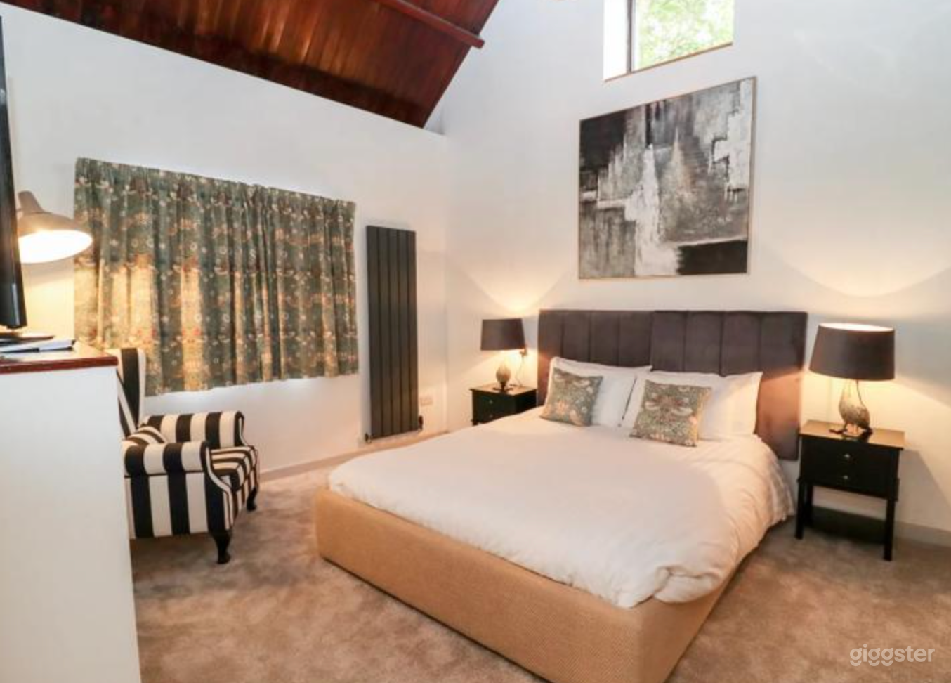 Beautiful Cottage and Holiday Home Photo 3