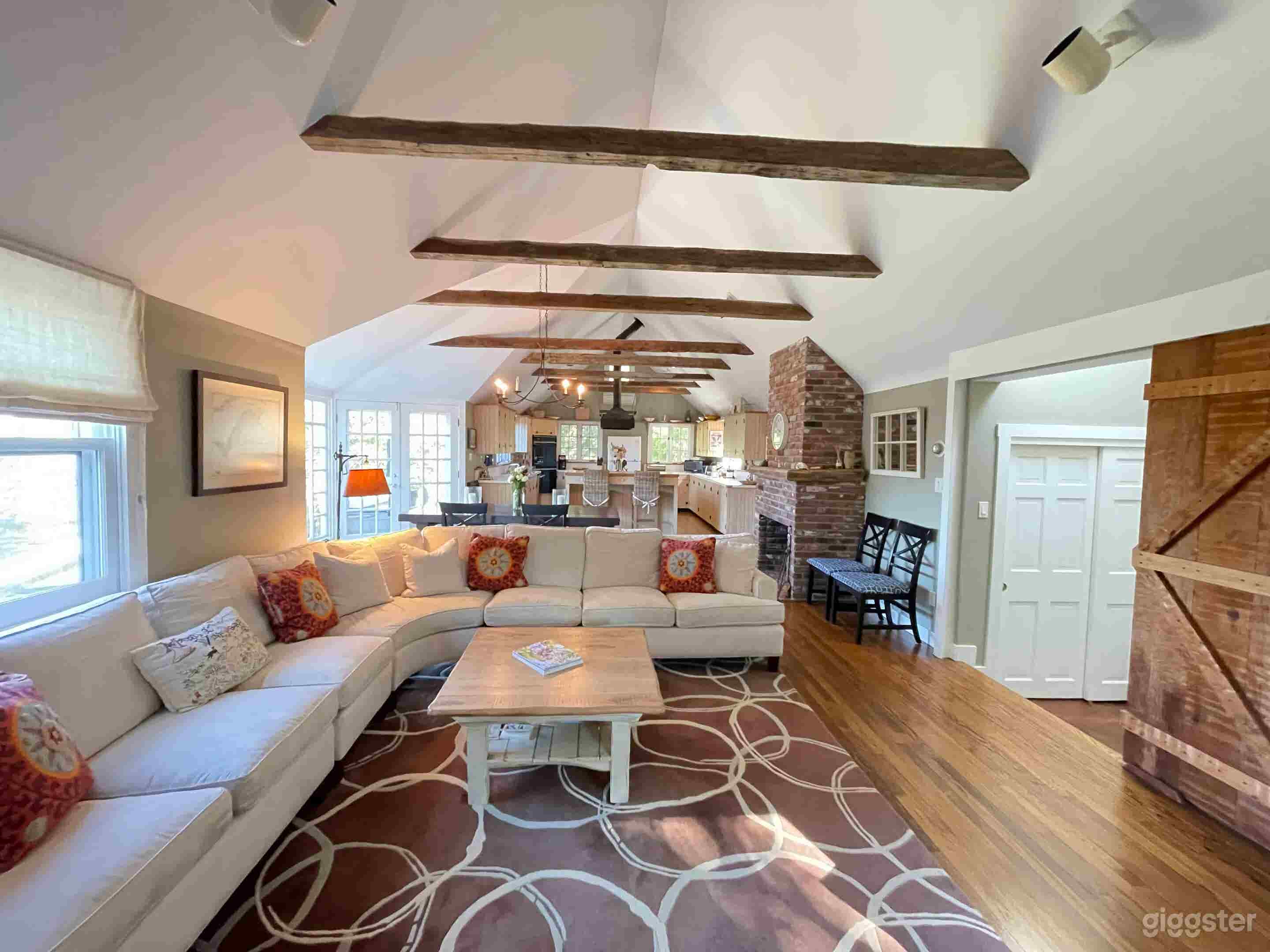 Lovely Chilmark Home  Photo 2